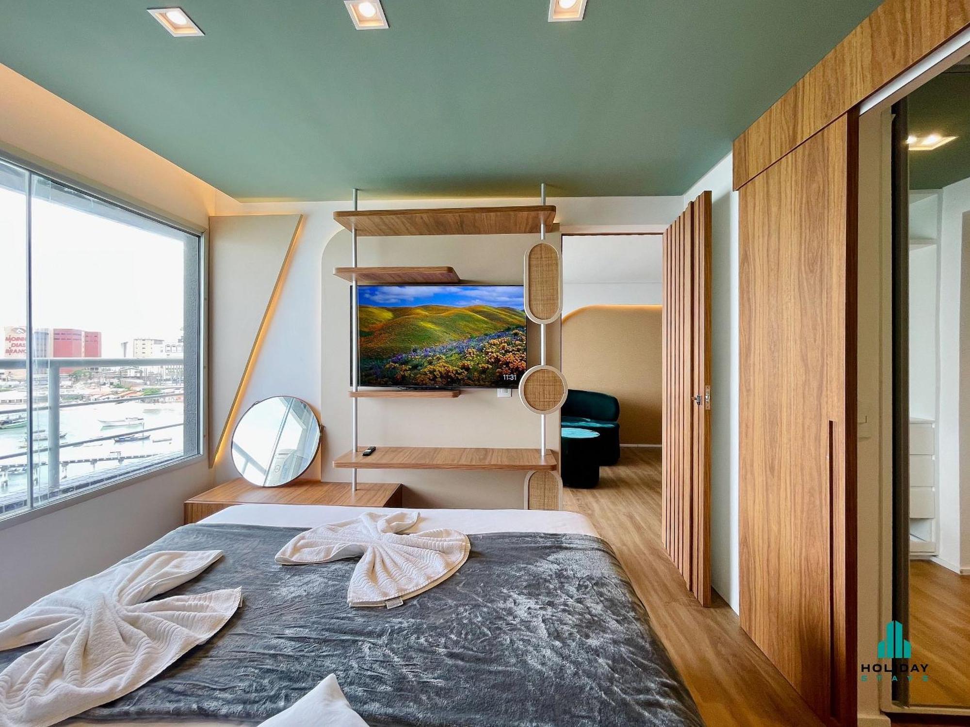 Yacht Coast By